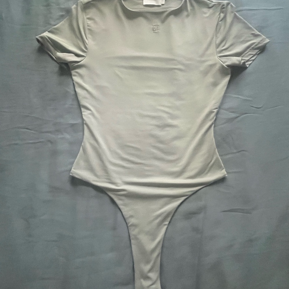 Meshki Haven Sage Short Sleeve Bodysuit | S